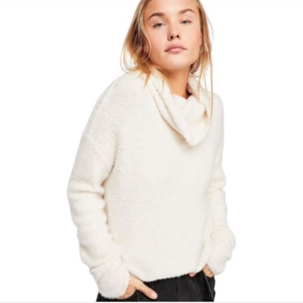 Free People Ivory Sweater Cowl Cropped Pullover